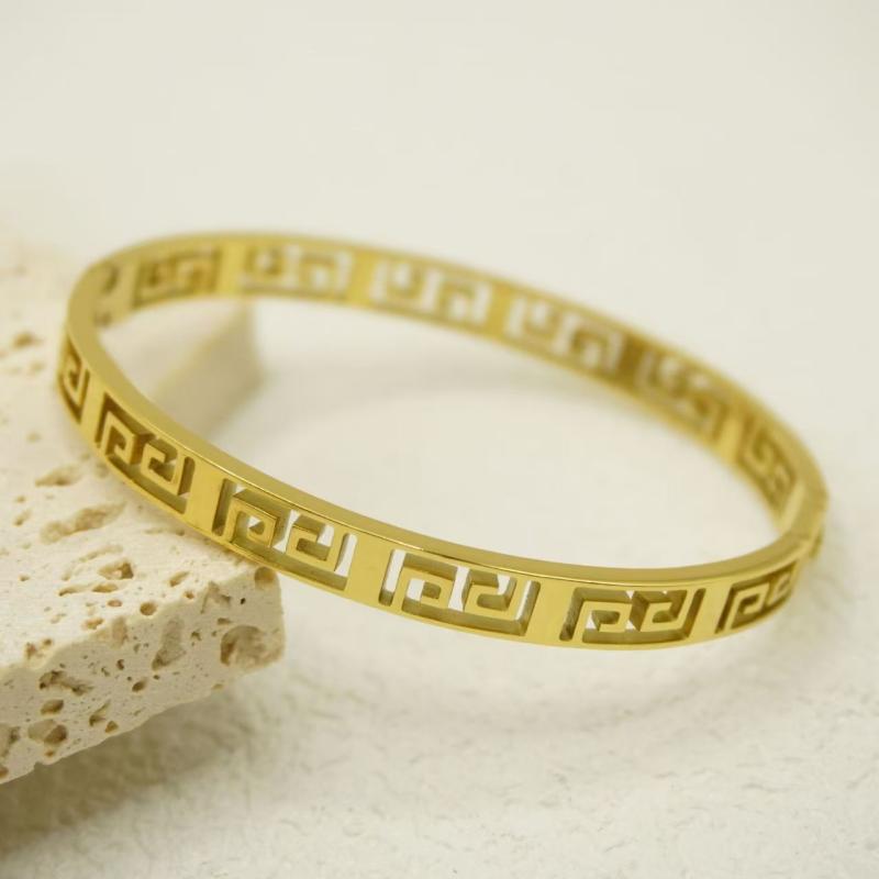 Designer Fashion 18K Gold-Plated Bracelet New Buckle Bangles Jewelry Collection 18cm&fashion