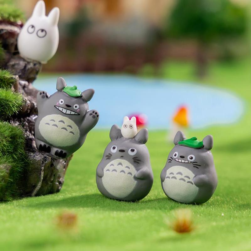 3Pcs/Bag Cute Mini Totoro Doll Resin Car Ornaments Micro Landscape Figurines Diy Accessories Home Decor Dollhouse Toy Kids Gifts