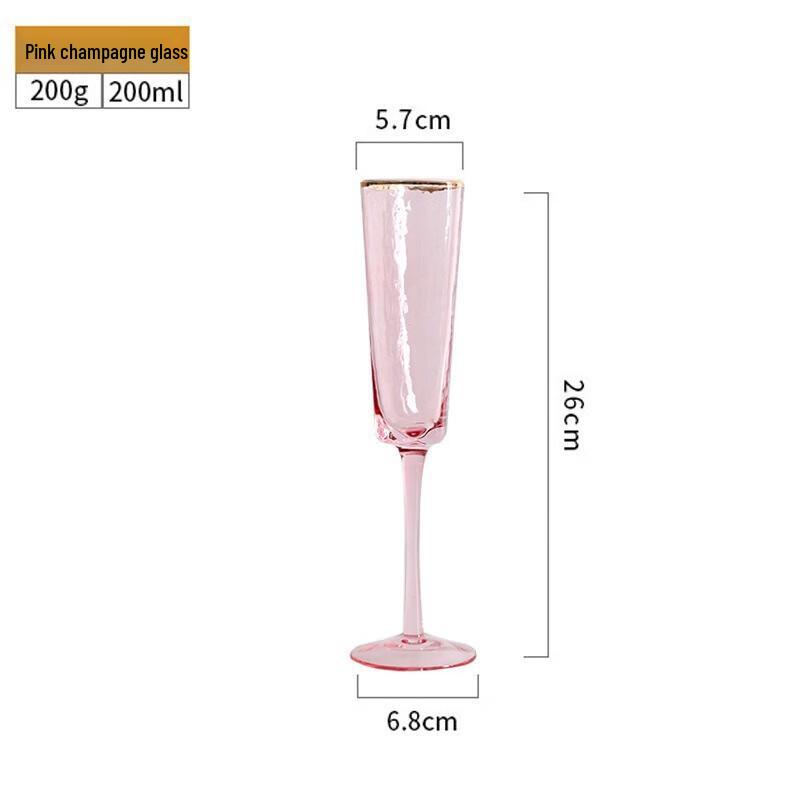Handgefertigtes Dreiecksglas-Set mit Goldrand