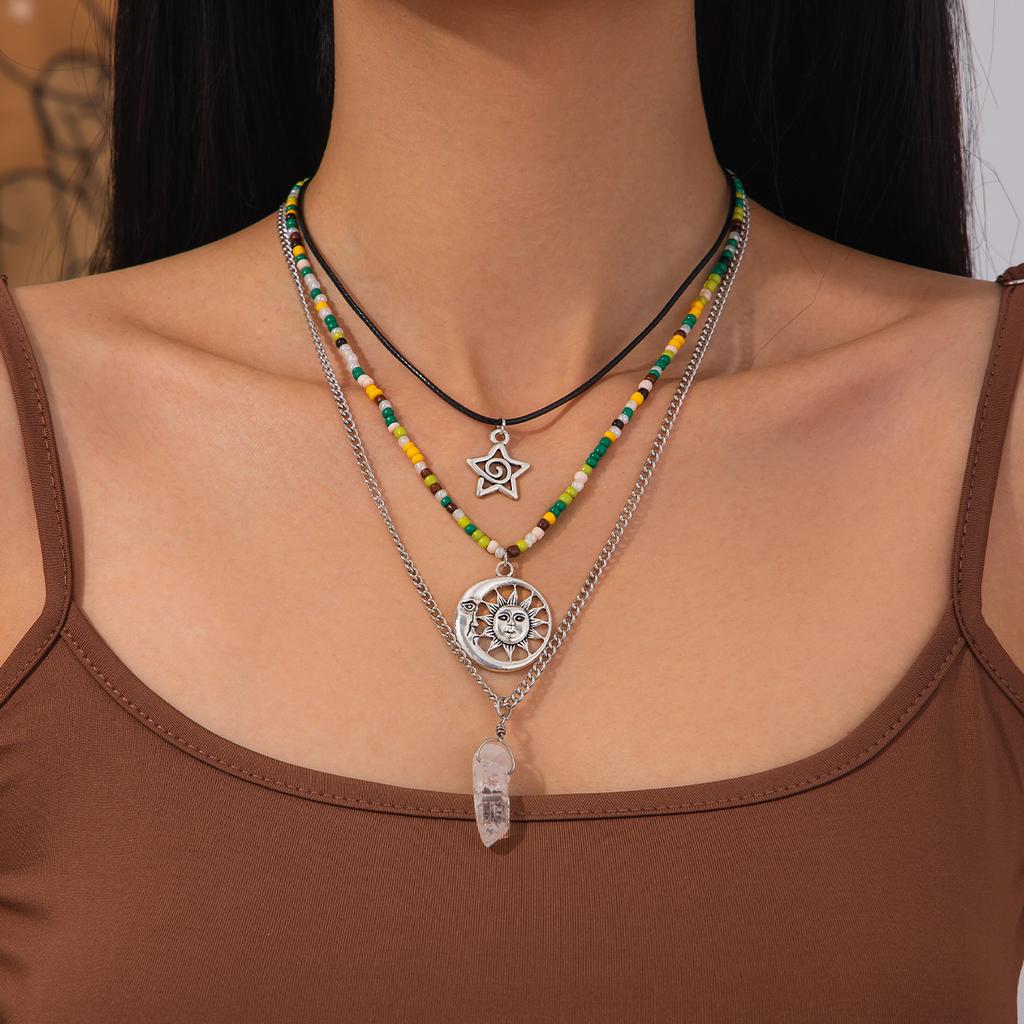 Vintage Blue Eyes Irregular Gravel Necklace Female, Ethnic Wind Star And Moon Pendant Wax Line Necklace