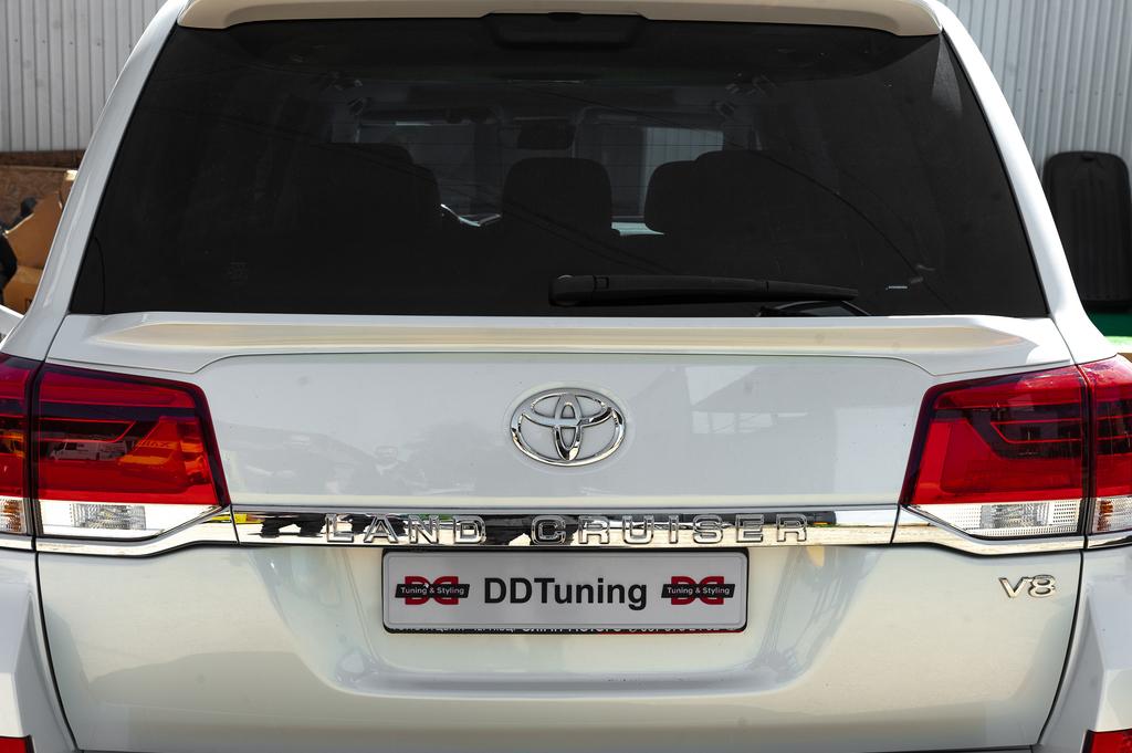 Spoiler WALD (lower, 2015-2025) White Color for Toyota Land Cruiser 200