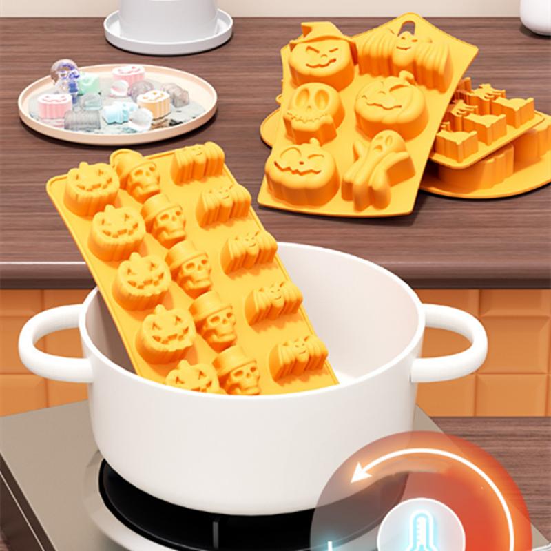 6 - Hole Halloween Silicone Cake Molds: Bake Ghastly Goodies with Ghosts and Pumpkins