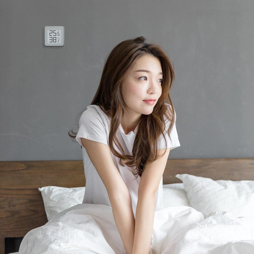 Intelligent Bluetooth Thermometer E-Ink Screen BT2.0 Hygrometer Can Be Used with MIJIA App Home Gadget Smart Linkage