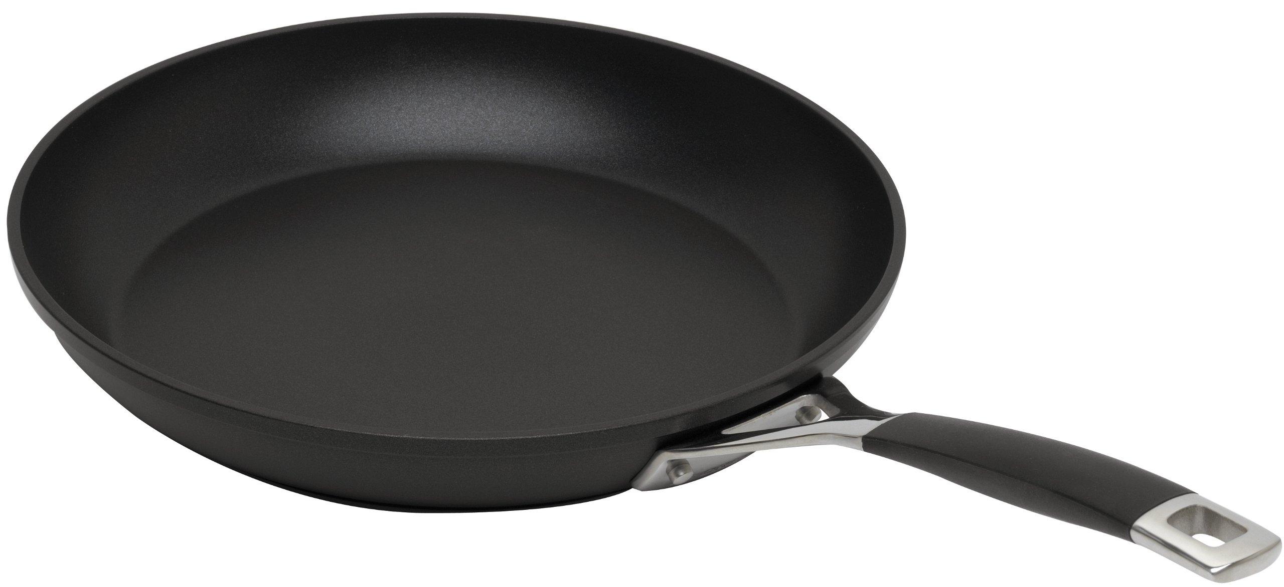 

Le Creuset TNS Shallow Frying Pan, 22cm, Gas and Induction Oven Compatible, Silicone Handle [Official Japanese Product]