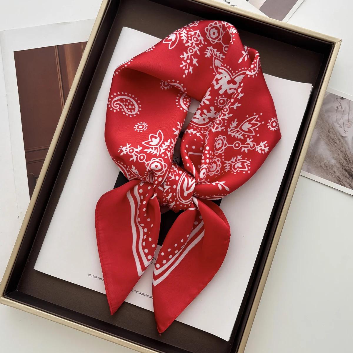 

New Print Carriage Print Scarf Women s Spring and Summer Soft Satin Scarf Retro Versatile Shawl Headscarf 70x70CM