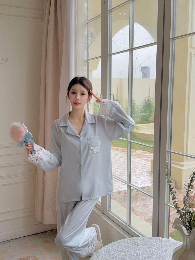 Women's Light Luxury Ice Silk Pajamas, Spring/Summer, Long Sleeve Satin with Lace.