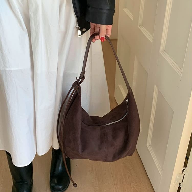 2025 new retro one-shoulder dumpling bag