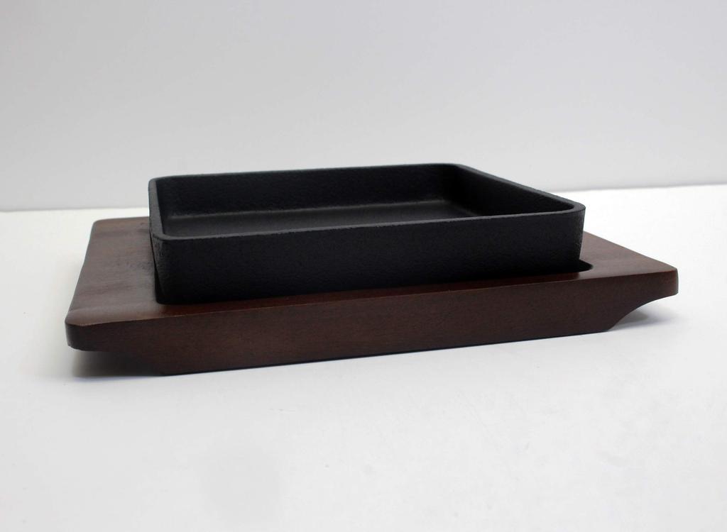 Castle Enterprises Ikenaga Iron Works Living with Iron Steak Plate, Square Steak, Iron Plate, IH Compatible, Gift Wrapping Available