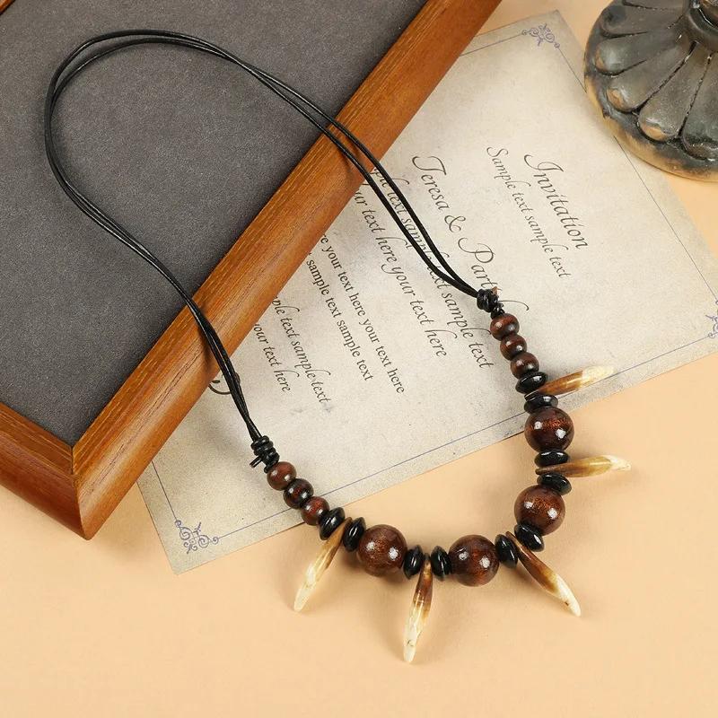 Ethnic Style Wood Bead Wolf Tooth Pendant Necklace Men's and Women's Retro Personality Hip Hop Rock Punk Jewelry Accessories
