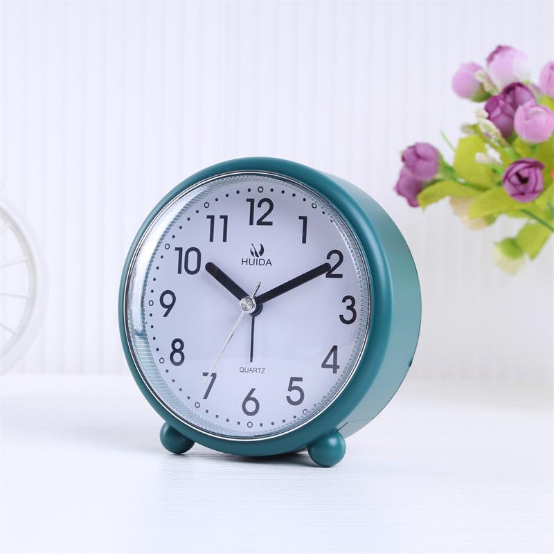 Classic silent alarm clock, special bedside clock for junior high school, creative desktop clock, simple and fashionable small alarm clock