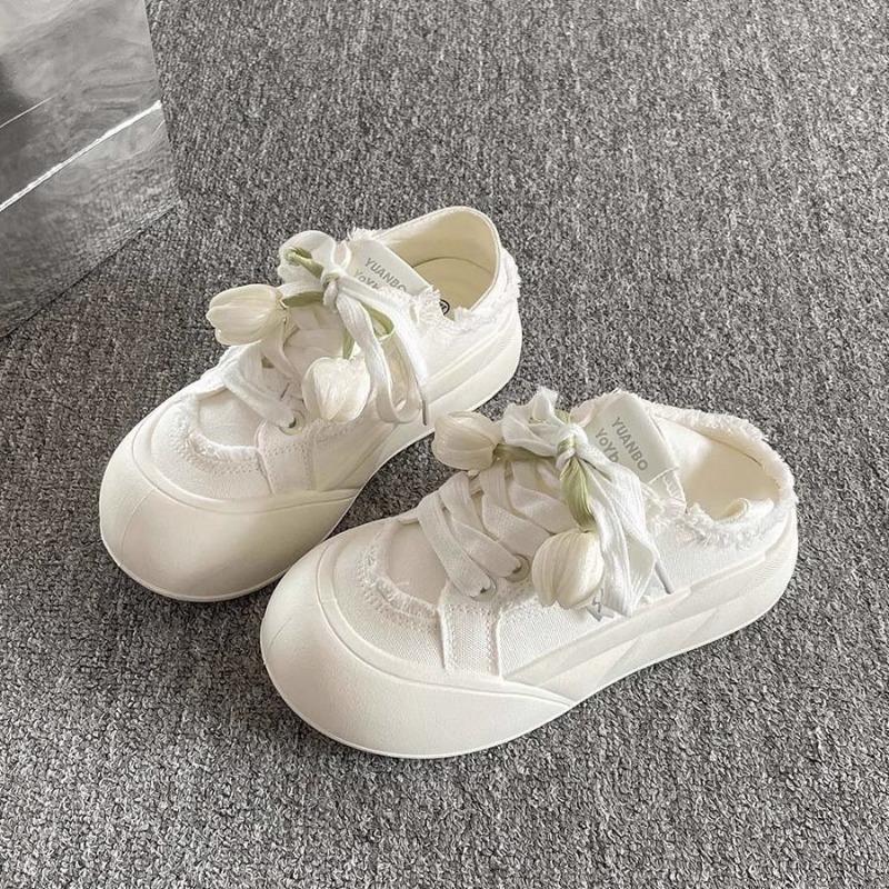 Tulip thin breathable bread shoes women's new thick-soled little white shoes can be stepped on lazy people and canvas shoes