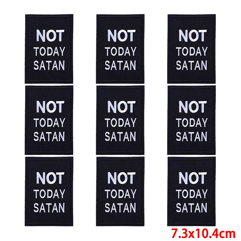 10 Pcs/lot Wholesale Embroidery Patch Iron On Patches For Clothing Patches On Clothes Jackets Decor Applique Sew Supplies