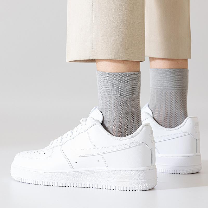 Herren Deodorierende Atmungsaktive Mesh Vielseitige Kurze Socken In Klassischer Farbserie Nahtlose Zehen Mittelwaden Socken