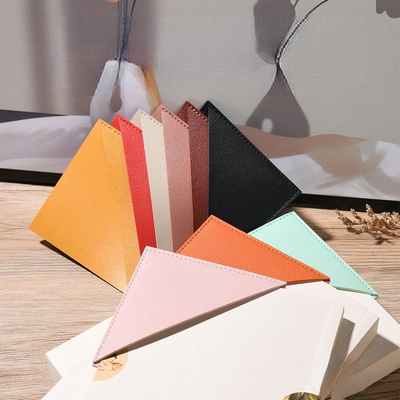 5Pcs Large Square Leather Bookmark Mini Portable Gift Triangle Bookmark Book Page Clip Book Corner Protective Cover