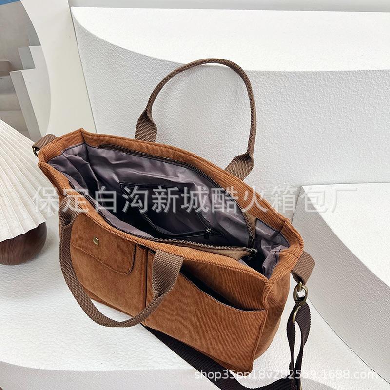 Damentasche Tragetasche Handtasche aus Cord Neue Umhängetasche Stilvolle und einfache Umhängetasche Große Kapazität