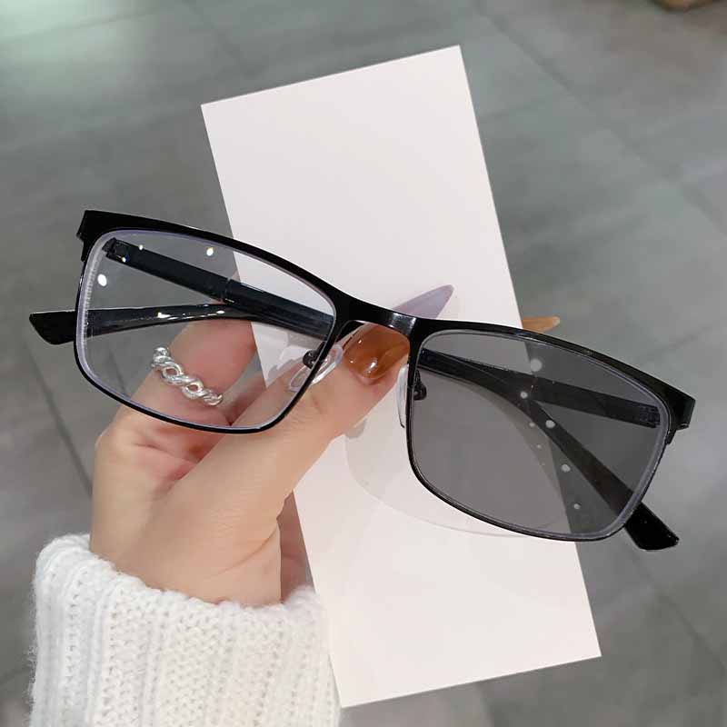 Business Photochromic Myopia Glasses High Quality Metal Square Frame Blue Light Blocking Eyeglasses for Men and Women Diopter