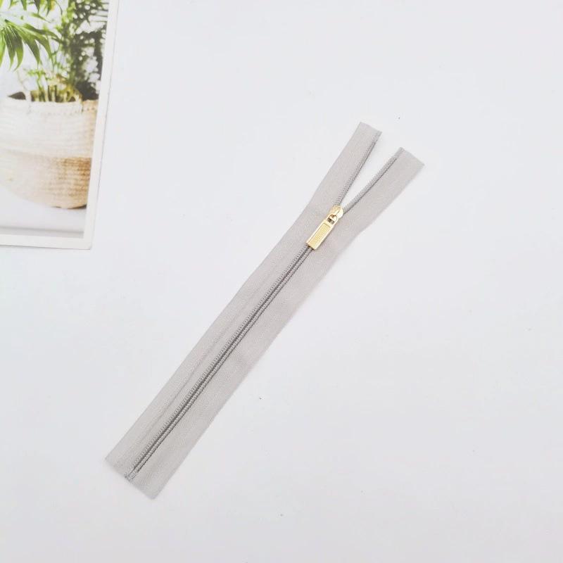 

1/5Pcs Spool Zips 20x2.5cm Sewing Zips DIY Nylon Zippers Not Separable Sewing Craft Bag Accessories Seam Fine Colourful 1pc