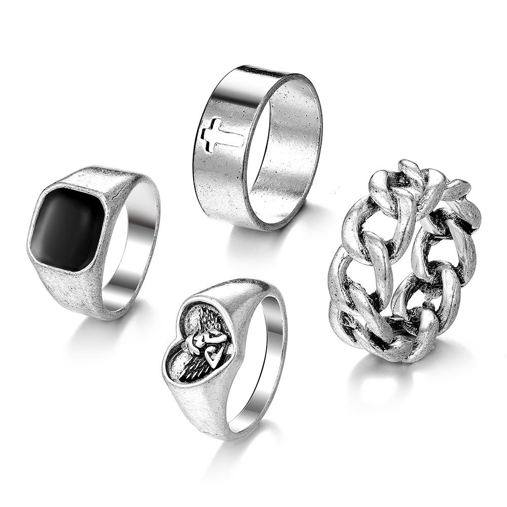 European and American-style fashion jewelry, suitable for work, with a light luxury aesthetic: butterfly chain, black resin ring, unique design,
