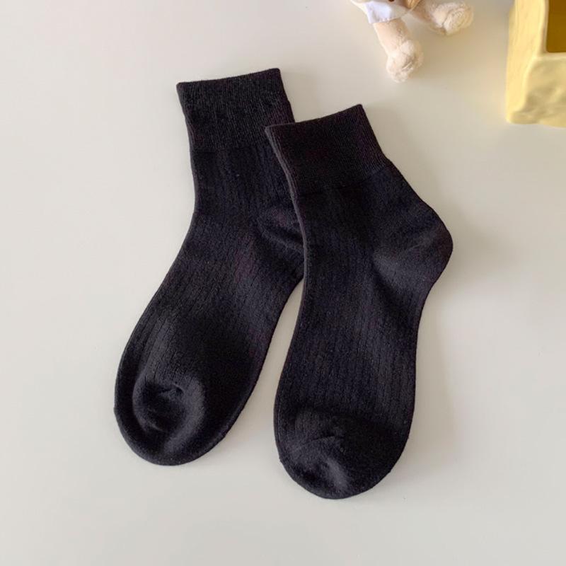 

Thin Short Socks, Women S Season, Vertical Striped Socks, Cream Low-Top Cotton Socks, Trendy Socks One size чорний