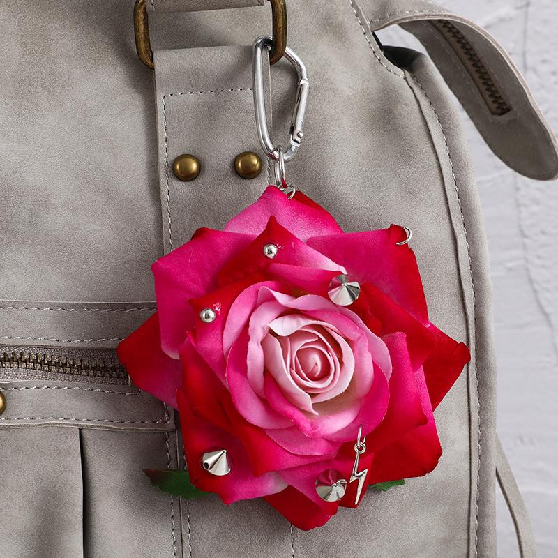 

Женский Девичий Брелок Шикарные Поделки Панк Стиль Искусственный Цветок Подвеска для Подарочного Пакета Модные Аксессуары 4 Цвета розы красного