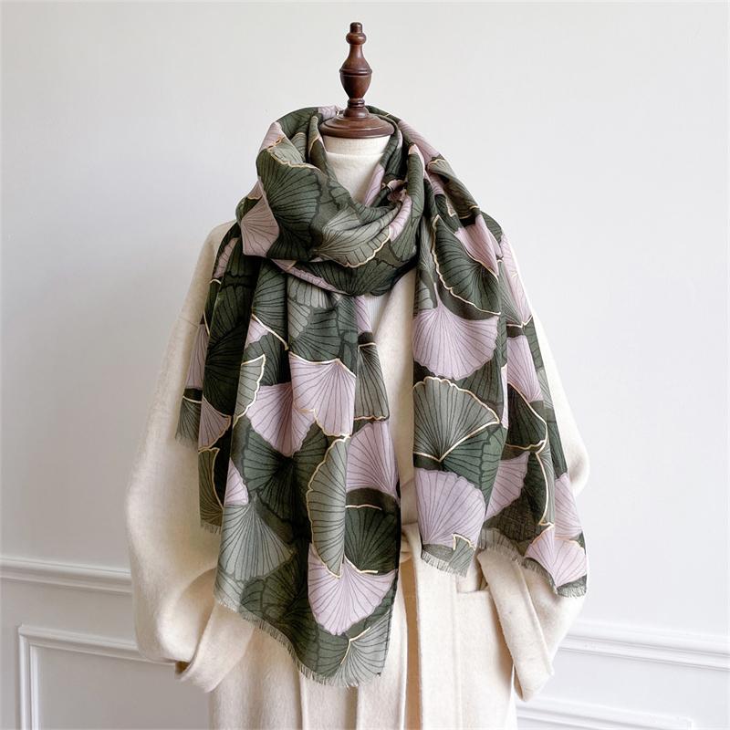 Autumn Travel Warm Cashmere Shawl Scarf Fashion Women Ginkgo Print Pashmina Blanket Wraps Female Cute Poncho Bufand