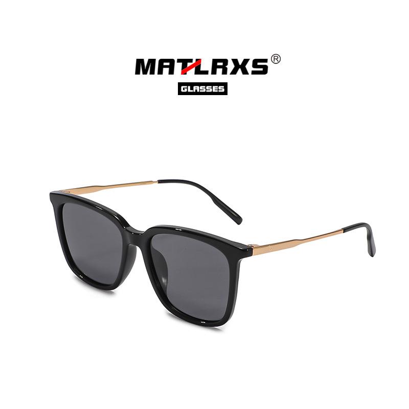 New TR90Polarized sunglasses are fashionable and trendy for men and women, popular with internet celebrities, and the large frame makes the face