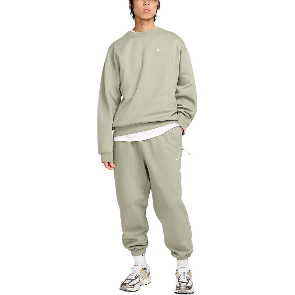 Nike Pánska flísová mikina Solo Swoosh Army Zelená DX1361-320