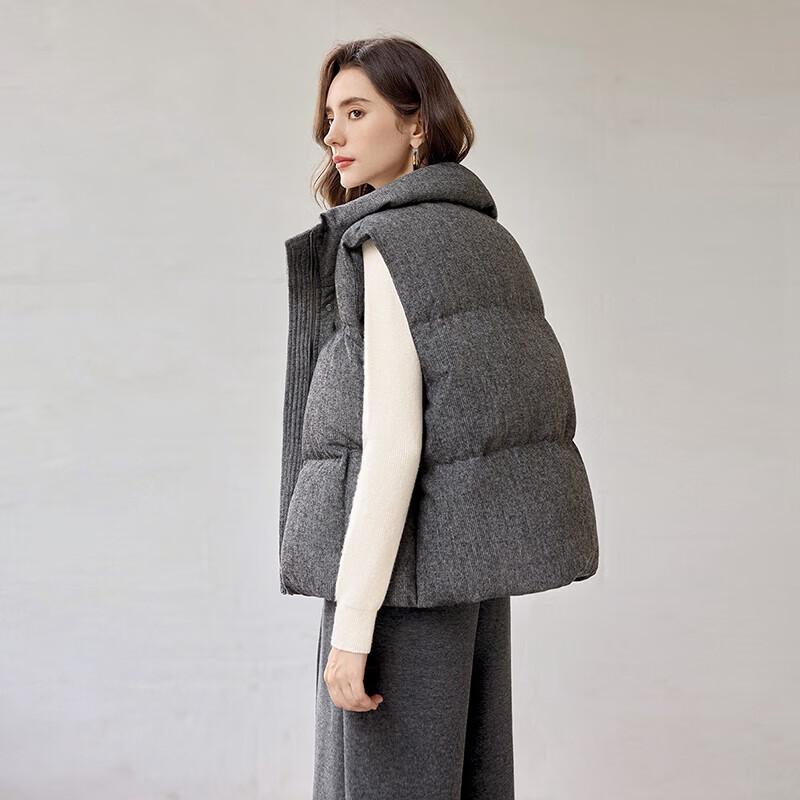 Women's Short Duck Down Padded Vest