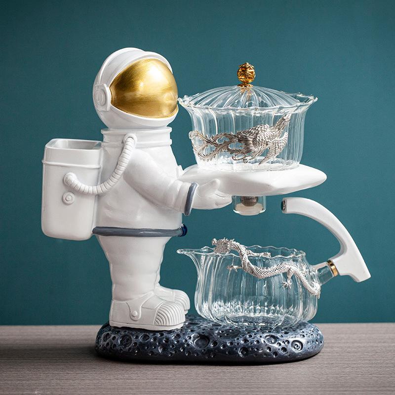 New Astronaut Creative Fish Magnetic Teapot Glass Lazy Automatic Tea Making Household Pu'er Oolong Tea Set Infuser Drinking