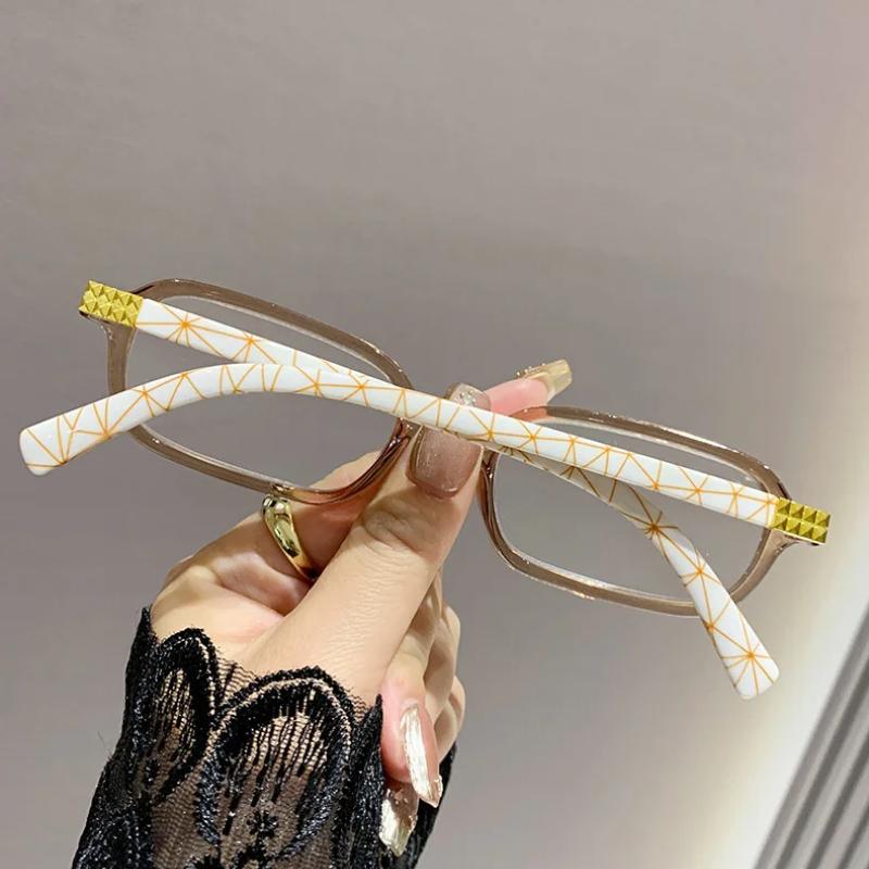 Small Square Frame Reading Glasses for Women Men Ultralight Presbyopia Eyeglasses Vintage Anti-blue Light Hyperopia Eyeglasses