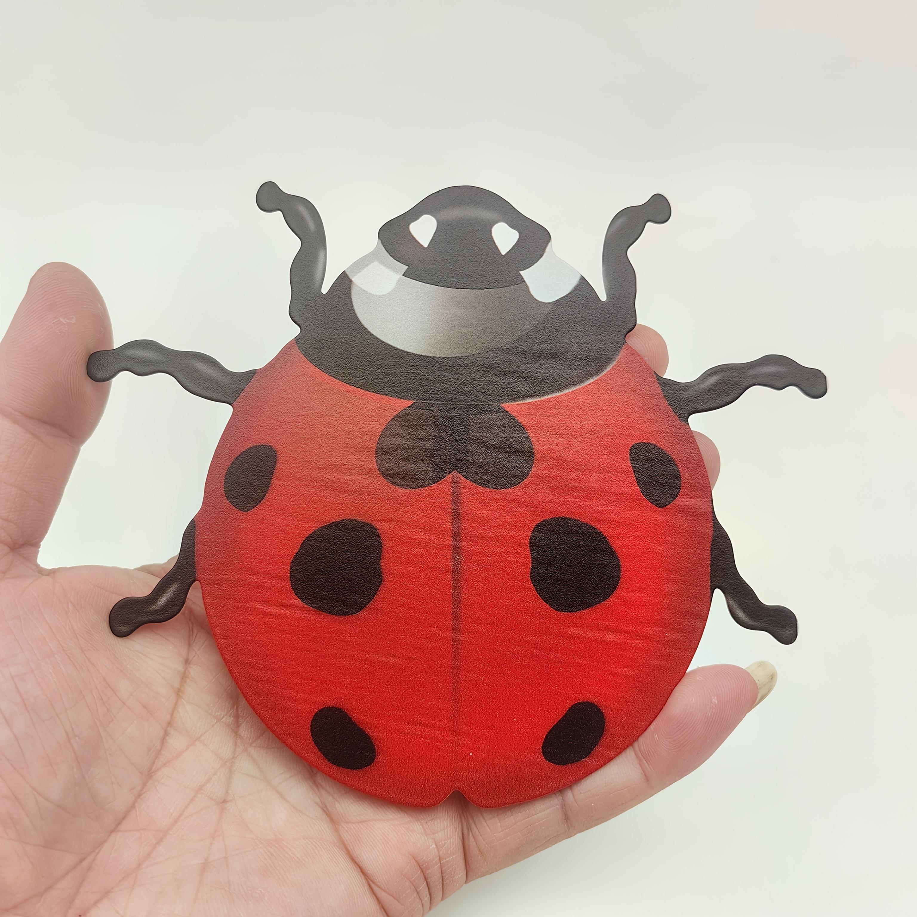 

1 шт., металлическая божья коровка, красочное украшение для сада, поделки для двора, украшения для гостиной, детского сада, насекомые, поделки на открытом воздухе, декор для сцены, домашний декор.