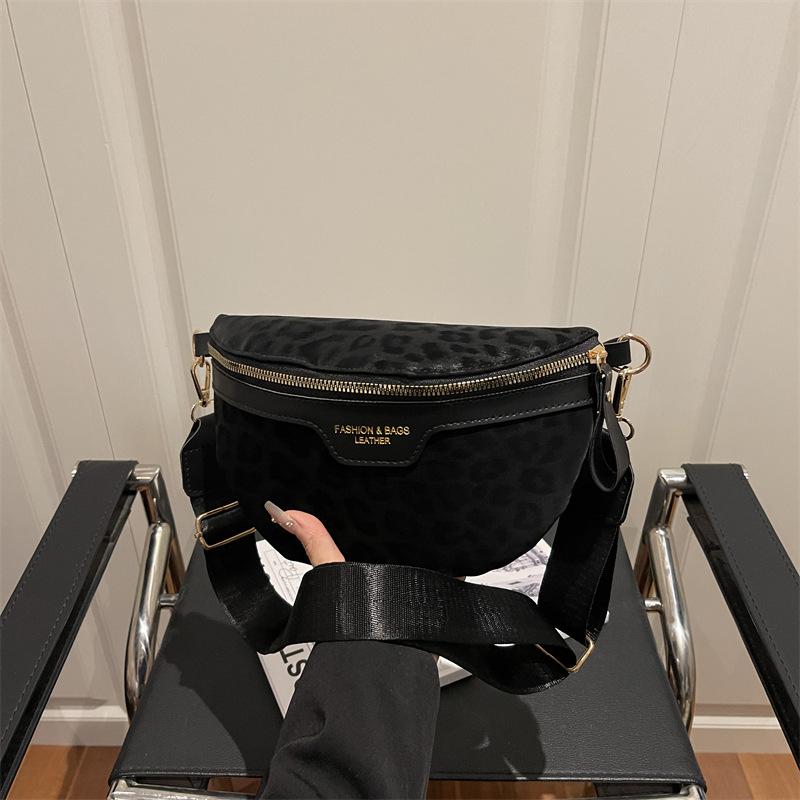 A High-end Leopard Print Fashionable, Casual, Simple and Niche Chest Bag and Waist Bag