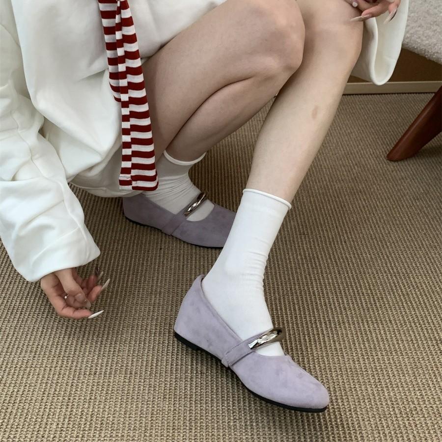 Korean French gentle evening breeze shallow mouth small single shoes women's spring and summer 2025 fashion metal buckle Mary Jane shoes