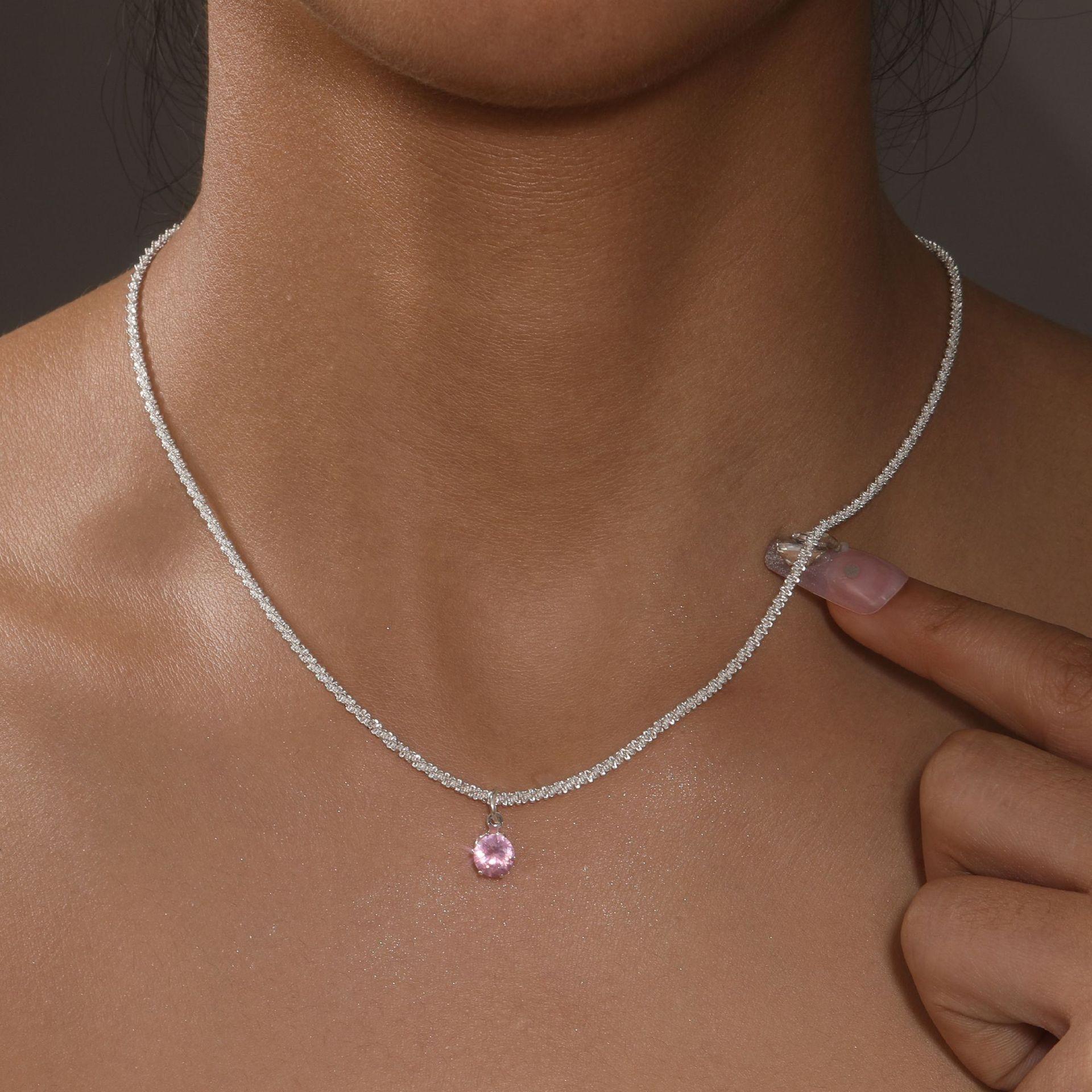 

New Sparkling Zircon Necklace For Women Clavicle Chain Choker Fashion Heart Pendant Jewelry Wedding Party Birthday Gifts 2026