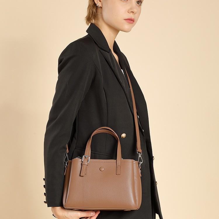 Commuter Versatile Leather Women's Bag New Cowhide Shoulder Messenger Bag Portable Tote Bag