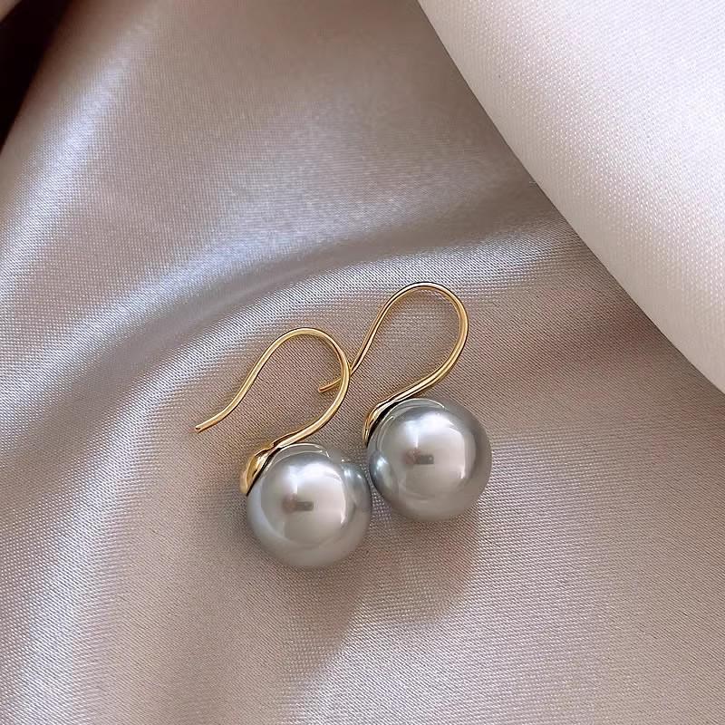 Korean Style S925 Silver Pearl Stud Earrings for Women - Simple, Elegant, and High-End
