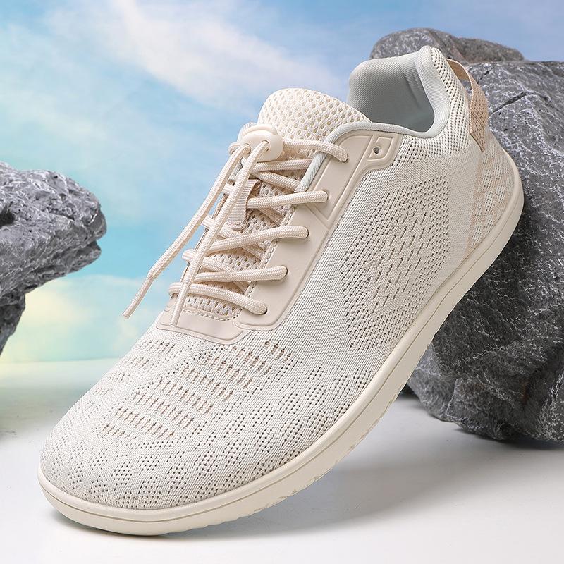 Men's and Women's Fattened Wide Last Barefoot Versatile Breathable Fly-woven Sports Shoes Outdoor Lightweight Breathable Couple Shoes