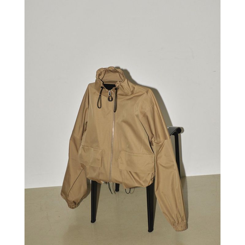 

Ежедневный заказ Сегодняшний день Ретро Короткий Тренч на Кулиске