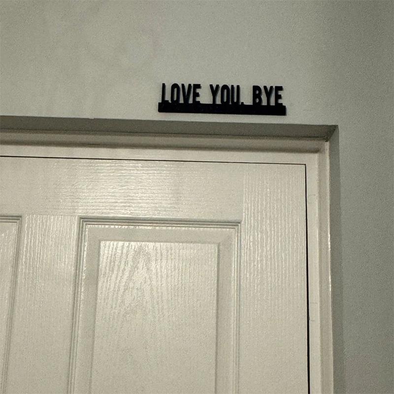 Wooden Family Sign Wall Hanging Includes Bathroom/laundry/love You, Goodbye/suitable for Door Bathroom Toilet Sign Guide Christm