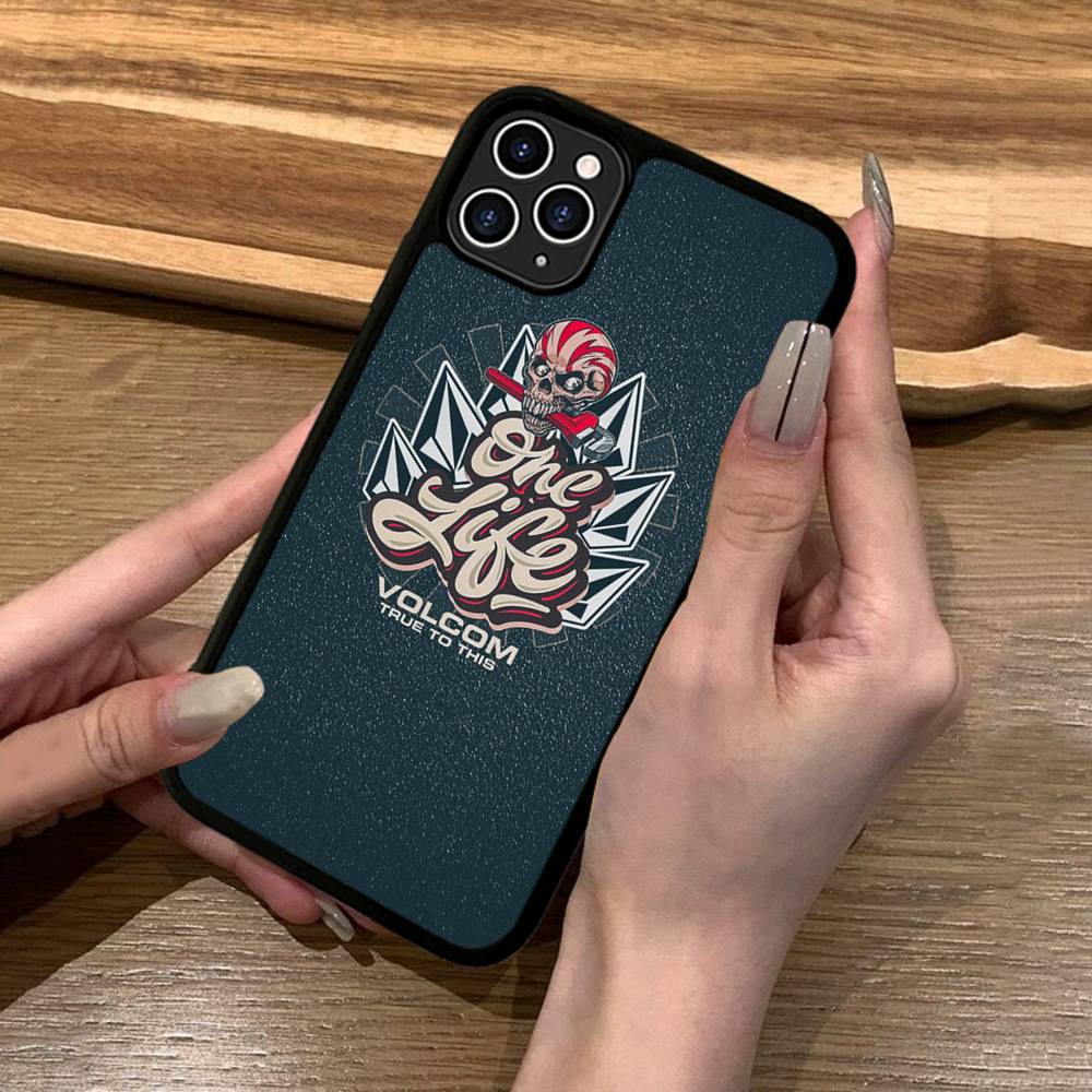 Well-known Skateboard V-VOLCOMs Brand For IPhone 17 16 15 14 13 Pro 12 11 Pro Max Hard PC+TPU Phone Cases Back Cover