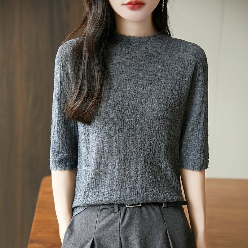 Pull en laine peignée pour l'automne et l'hiver, col semi-montant, manches moyennes, texture tricotée, plissé, couleur unie, manches trois-quarts, haut de base