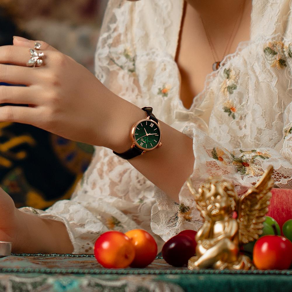 Exquisite Temperament Casual Light Luxury Gradient Romantic Fine Sparkling Baby's Breath Ladies Watch