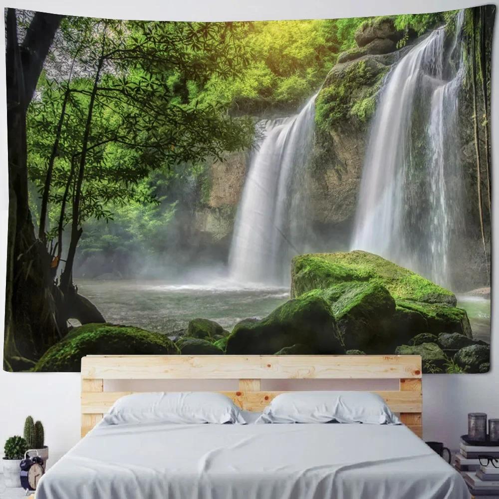 Schöne Waldwasserfall-Wandteppich Wohnzimmer Stoff Wandbild Heimdekoration Wandtuch Strand Picknick-Tischdecke Schlafmatte