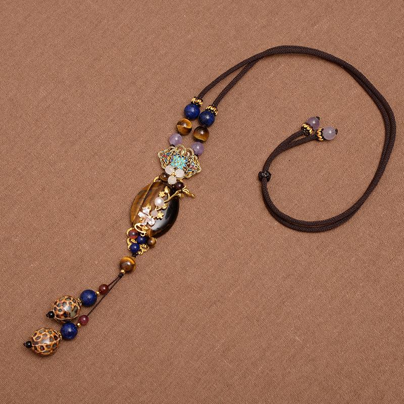 

GemChic Women s New Vintage Marble Flower Pendant Necklace Cool Versatile Chain Fashion Birthday Christmas Jewelry Gift