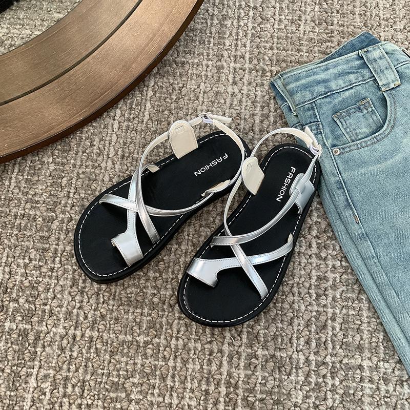 Women's Casual Sandals 2024 New Summer Black Clip Toe Platform Ladies Shoes Cross Belt Back Strap Flat Bottomed Sandales Femmes