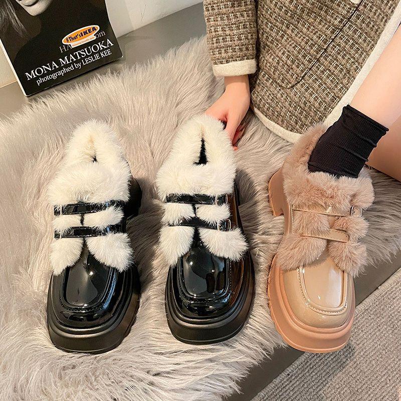 Velvet Sweet and Cool Platform Small Leather Shoes for Women's Winter 2025 New British Student Skirt Versatile Patent Leather Soft Sister Jk Single Sh