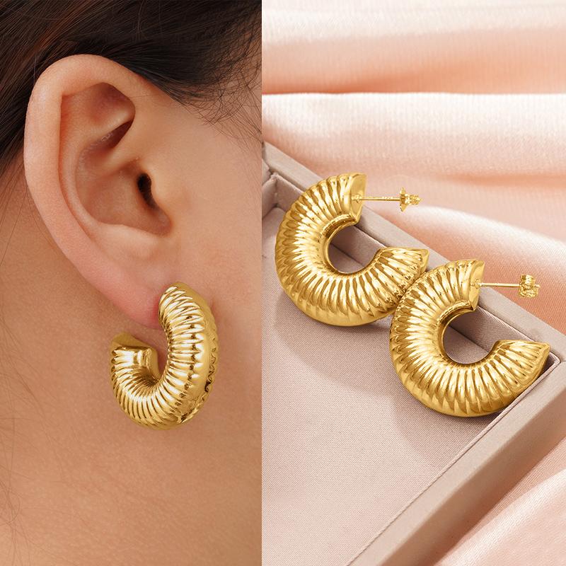 Huitan Fashion Water Drop Earrings for Women Metal Gold Color/Silver Plated Jewelry for Female Daily Wearable Accessories Gift