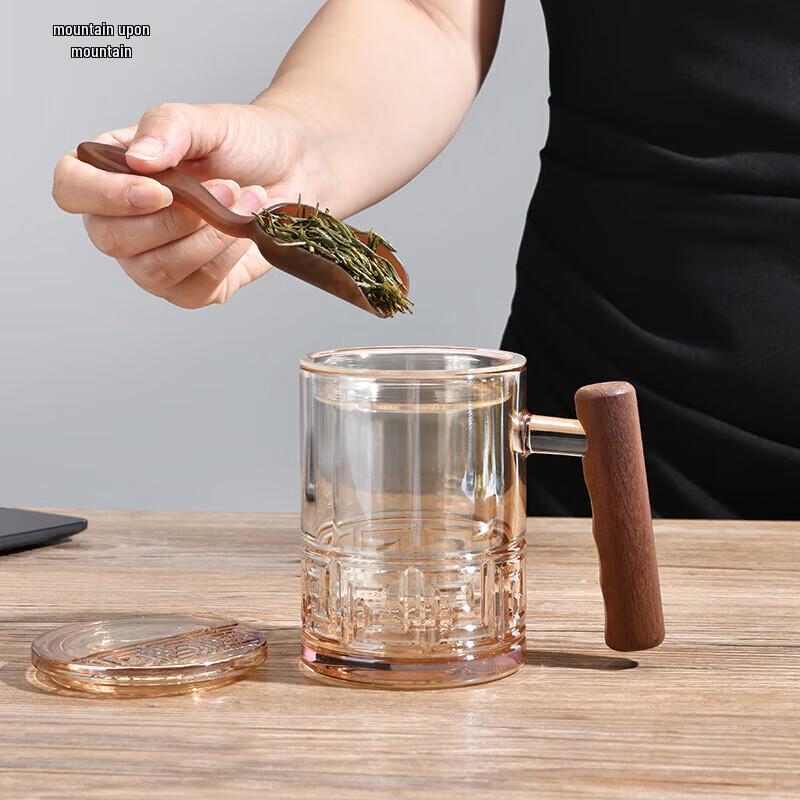 Shan Chong Shan Glass Tea Infuser Cup with Wooden Handle