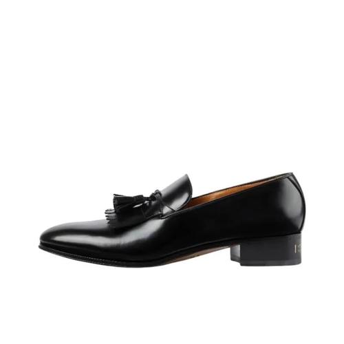 

Шкіряний лофер Gucci з деталями-китицями 714681 DS8S0 1000 Чоловічий Чорний EU 40 чорний