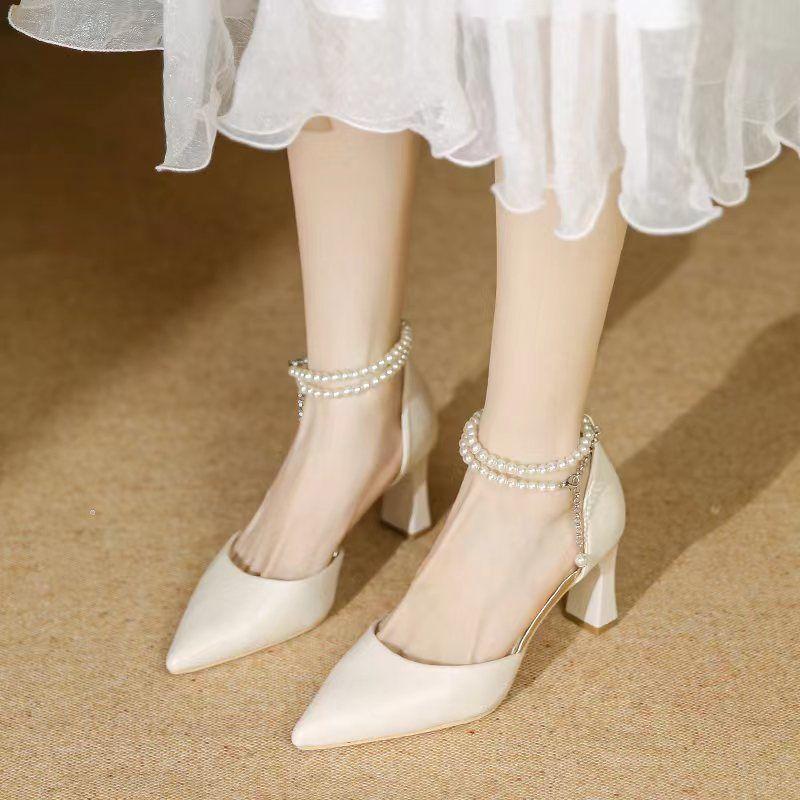 Sandals Women's Outer Wear 2025 Spring Summer French Thick Heel Design Sense Pearl Women's Single Shoes Medium Heel Pointed High Heels